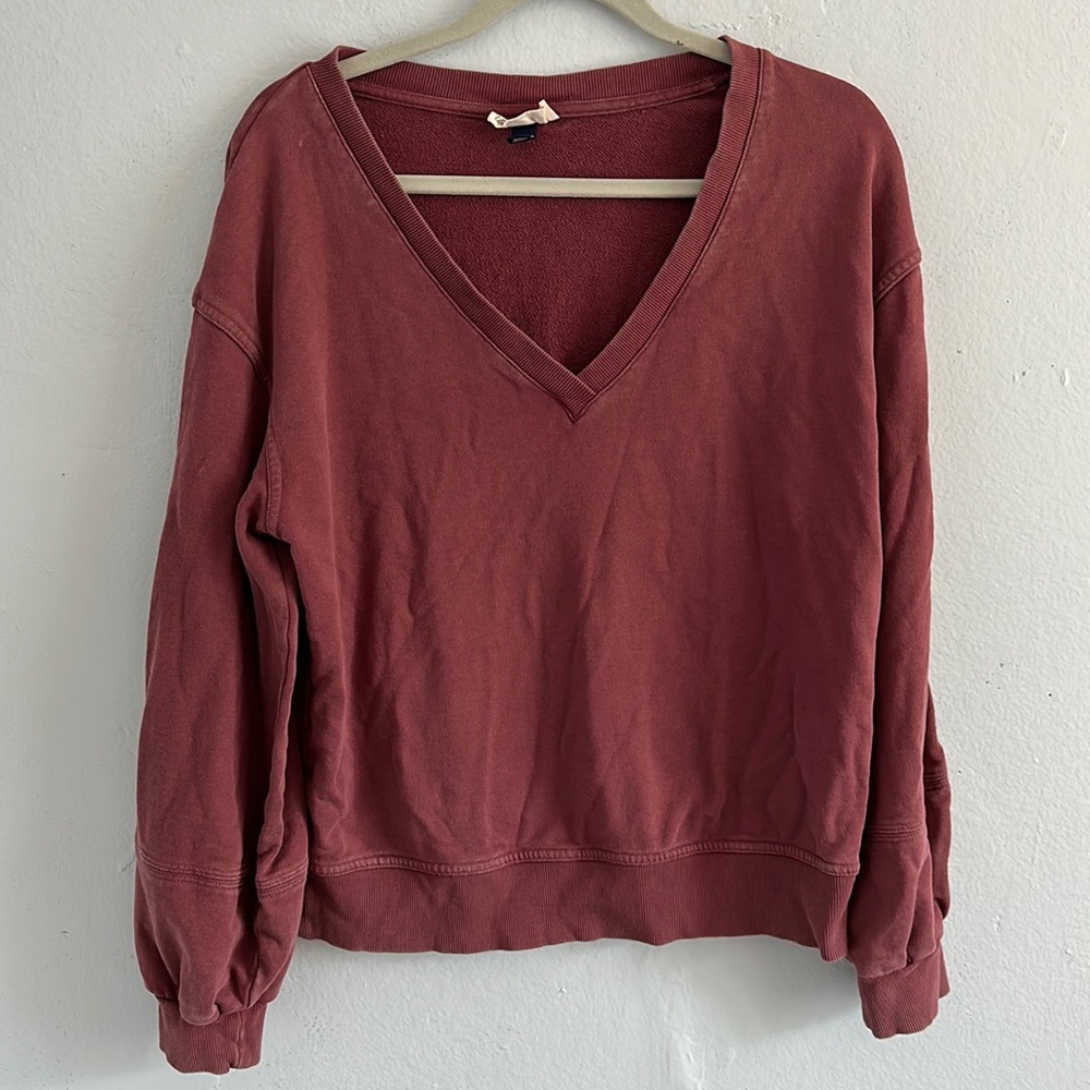 Women’s loose fit sweater